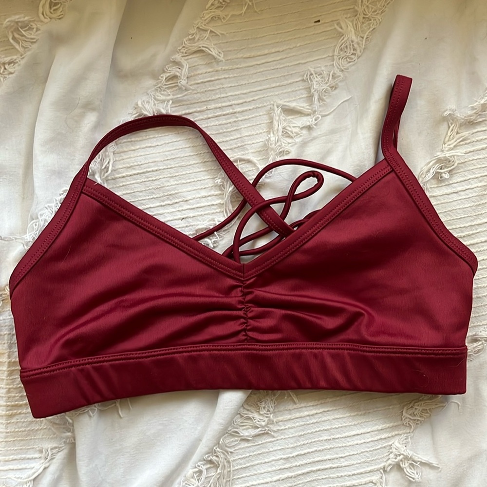 alo yoga sunny strappy bra
